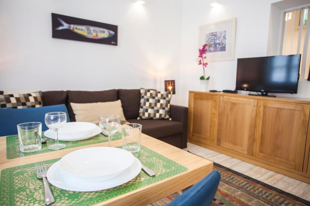Cosy Lisbon Tiles House Apartment ภายนอก รูปภาพ